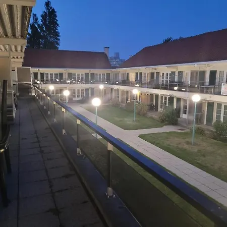 Cosy One-bedroom In Apartamento De Haan